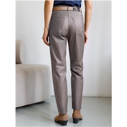 Брюки mom fit из эластичного хлопка с покрытием под кожу