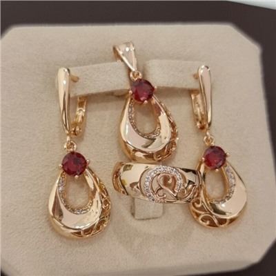 Комплект ювелирной бижутерии коллекция "Дубай" серьги, кулон и кольцо 19 р, покрытие позолота, вставка: фианиты и цирконы, цвет: кирпично-красный и прозрачный, арт.217.481-19