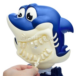 Веселая игра "Брызгающая акула" в коробке