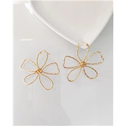 Стильные серьги