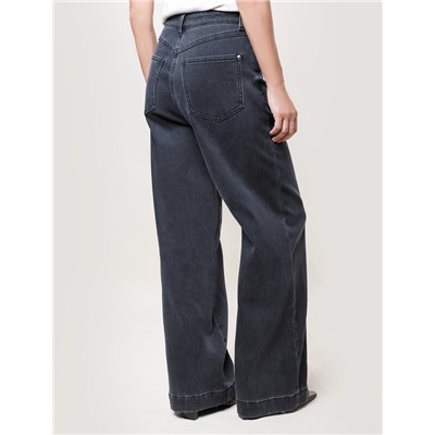 Джинсы-трубы из эластичного денима на флисе