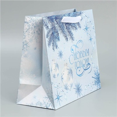 Пакет подарочный новогодний крафтовый «Нежность Нового года», ML 27×23×11.5 см