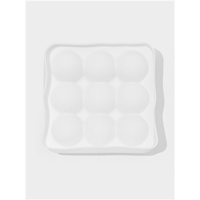 Форма для муссовых десертов и выпечки Доляна «Сладкие шарики», силикон, 14.8×4.1 см (внутренний размер 12.5×12.5 см), белая