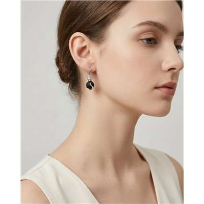 Стильные серьги