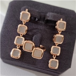 Комплект ювелирной бижутерии коллекция "Дубай" серьги и кольцо 18 р, покрытие позолота, вставка: стекло, цвет: молочный, арт.313.487-18