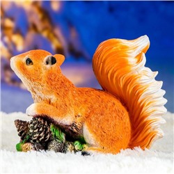 Садовая фигура из полистоуна «Белка на ветке с шишками», 14×24×21 см