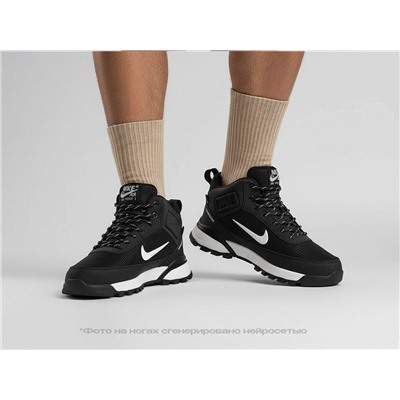 Зимние кроссовки Nike Rivah Mid