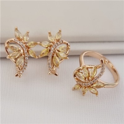 Комплект ювелирной бижутерии коллекция "Дубай" серьги и кольцо 16 р, покрытие позолота, вставка: фианиты, цвет: желтый и прозрачный, арт.215.485-16