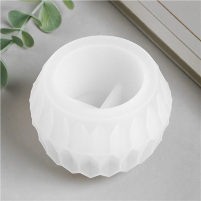 Молд силиконовый «Подсвечник круглый с гранями» 8×8×8.4 см