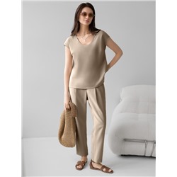 Блузка с U вырезом скроенная по косой из плотного лиоцелла