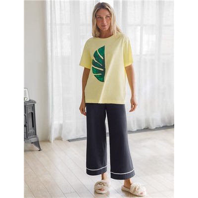 Футболка из премиального хлопка с авторским принтом