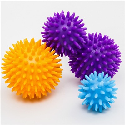 УЦЕНКА Развивающие массажные мячики с шипами твердые Крошка Я «Ёжики», 4 шт., d=5.6.7.8 см
