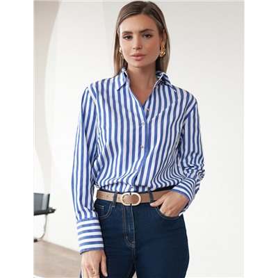 Блузка свободного силуэта с золотистыми пуговицами