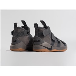 Кроссовки Nike Lebron Soldier 11