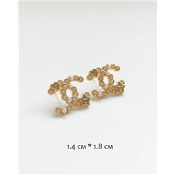 Стильные серьги