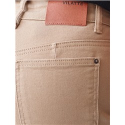 Джинсы из эластичного денима