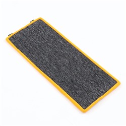 Когтеточка угловая малая, ковролиновая с пропиткой, 55×11 см, микс