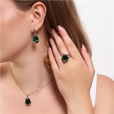 Комплект ювелирная бижутерия серьги, кулон и кольцо 17 р, покрытие: посеребрение, вставка: фианит, цвет: зеленый, арт.313.072-17