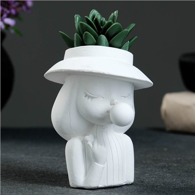Фигурное кашпо для цветов «Девочка со жвачкой», 50 мл, 11×9×9 см, гипс, белое