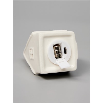 Светодиодная фигура «Уютный дом», 6.5×6×9.8 см, 1 LED, керамика, от батареек LR44×3, тёплый белый свет