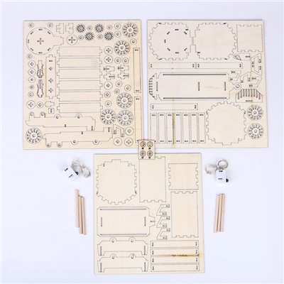 Деревянный конструктор «Новогодний поезд», 7.5×30×10 см, 108 деталей, батарейки, наклейки, гирлянда, 6+