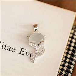 Кулон лисенок, покрытие: посеребрение, вставка: цирконы и искусственный лунный камень, арт.007.074