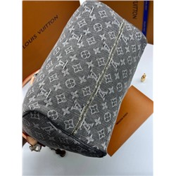 Джинсы #22948042