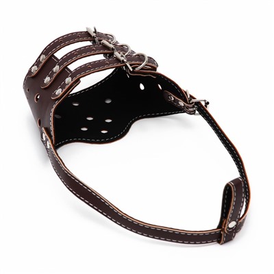Намордник из прессованной кожи регулируемый, №4, ДН 8.8 см, ОМ 29-35 см, коричневый