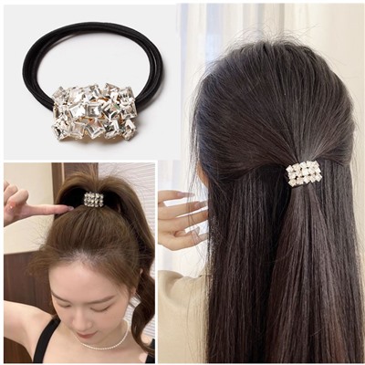Резинка для волос с сияющими кристаллами
