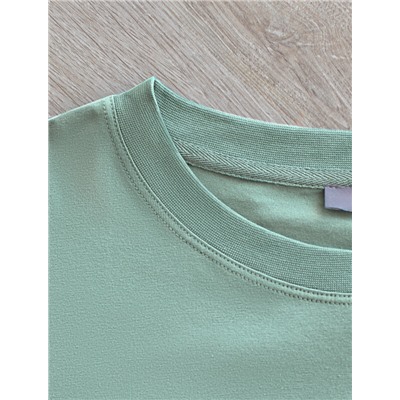 Платье из премиального хлопка с вышивкой на рукаве