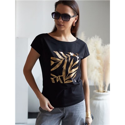 Нарядная футболка с золотистым принтом
