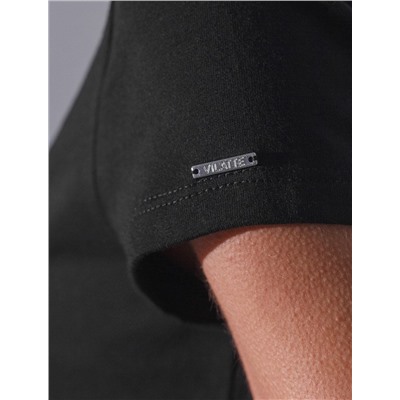 Нарядная футболка с принтом пайетками