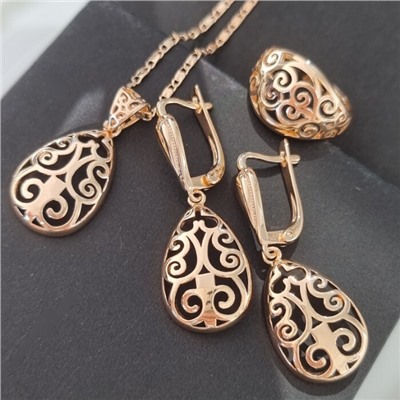 Комплект ювелирная бижутерия крупный коллекция "Дубай" серьги, кулон на цепочке и кольцо 19 р, покрытие: позолота, арт.213.813-19