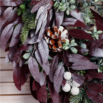 Венок новогодний d=38 см «Зимнее волшебство. Уютная сказка» листья, шишки, зелень