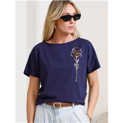 Нарядная футболка с блестящим принтом