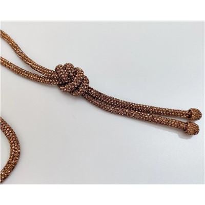 Колье из страз длинное