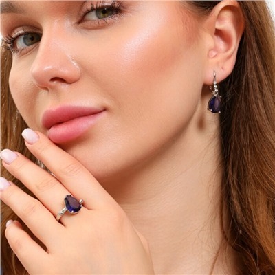 Комплект ювелирной бижутерии коллекция серьги и кольцо 17 р, покрытие: посеребрение, вставка: фианиты, цвет: фиолетовый, арт.213.800-17