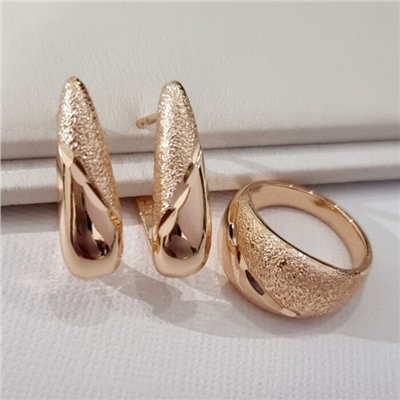 Комплект ювелирной бижутерии коллекция "Дубай" в форме капли серьги и кольцо 17 р, покрытие позолота, арт.314.893-17