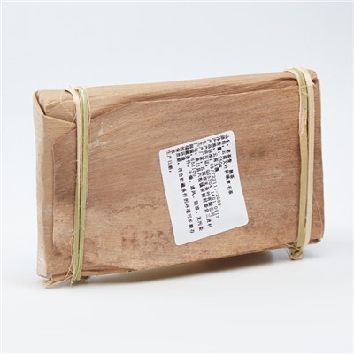 Чай чёрный китайский выдержанный «Шу Пуэр. Lao chagu », Юньнань, 2014 г, кирпич, 250 г