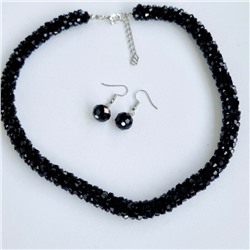Комплект серьги и бусы, цвет черный, арт.032.538