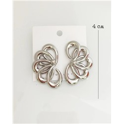 Стильные серьги