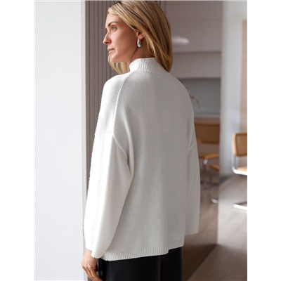 Свитер из пряжи с кашемиром