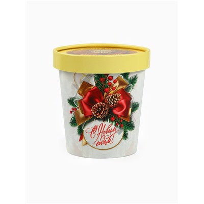 Подарочный набор новогодний «С Новым годом»: чай (50 г), конфеты (110 г), печенье брауни (120 г)