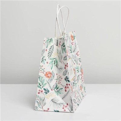 Пакет подарочный новогодний крафтовый «На лесной опушке», 25×22×12 см