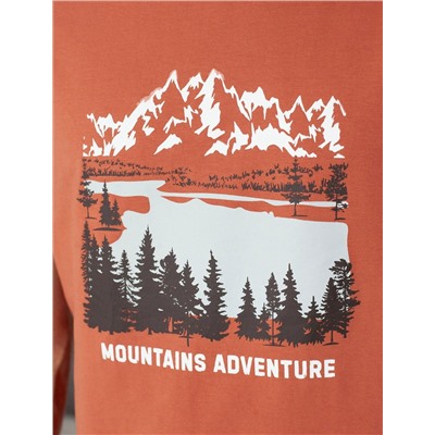 Футболка из премиального хлопка с авторским принтом