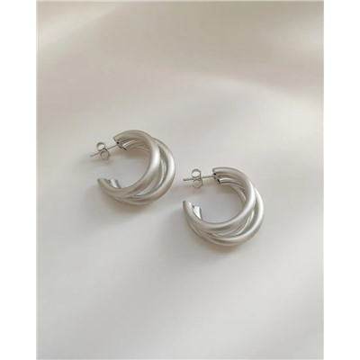 Стильные серьги