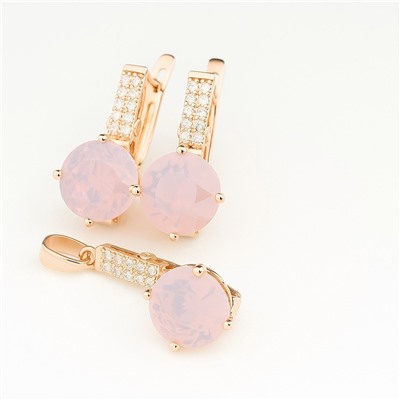 Комплект ювелирной бижутерии коллекция "Дубай" серьги и кулон, покрытие позолота, вставка: фианиты и цирконы, цвет: нежно-розовый и прозрачный, арт.414.002
