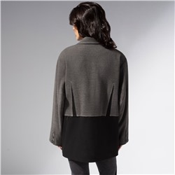 Жакет с контрастными швами, Решительный ход