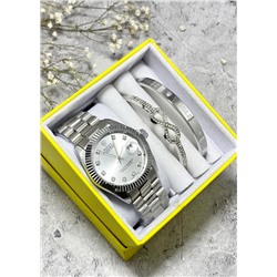 Подарочный набор для женщин часы, 2 браслета + коробка #22853246