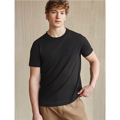 Футболка базовая полуприлегающая из премиального хлопка с эластаном